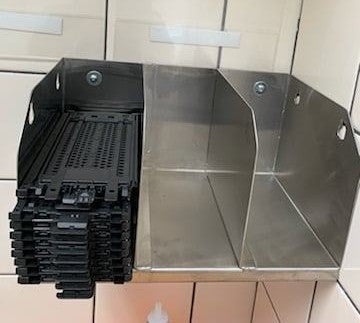 Support for Laminated envelopes for cash deposits.