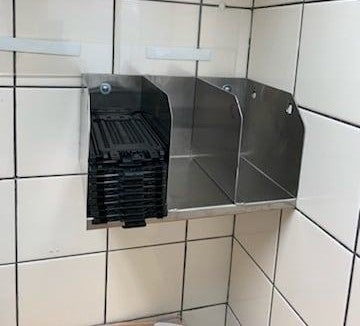 Support for Laminated envelopes for cash deposits.