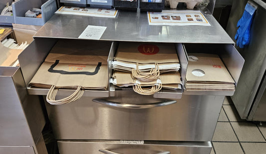 separator, drawer for delivery bags and boxes.