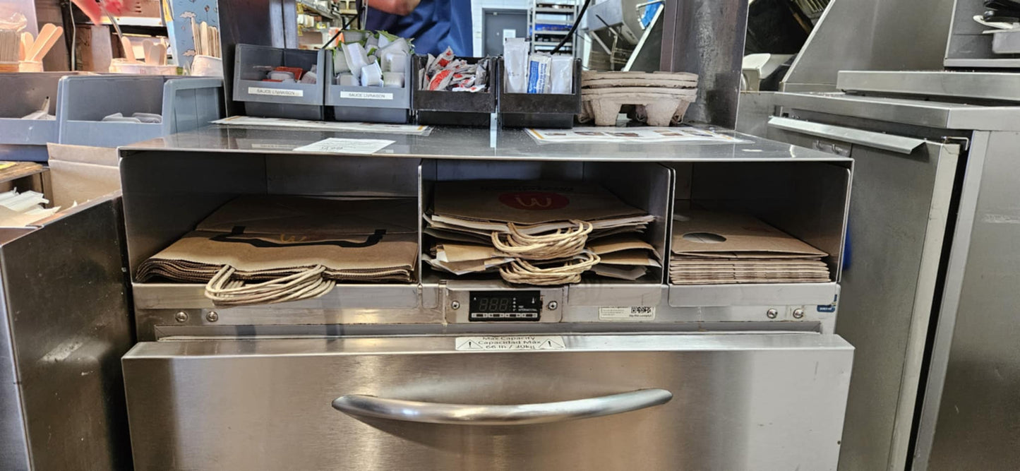 separator, drawer for delivery bags and boxes.